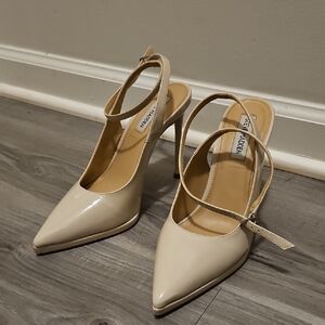 Steve Madden Women's Beige Strap Heels Size 8.5